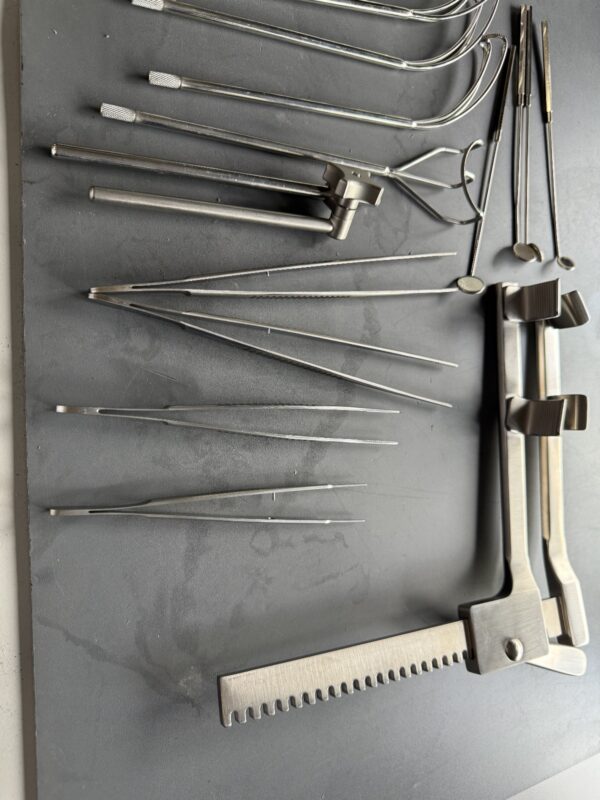 Koros Instruments Koros Mitral Valve Retractor Set - Visionflx Medical